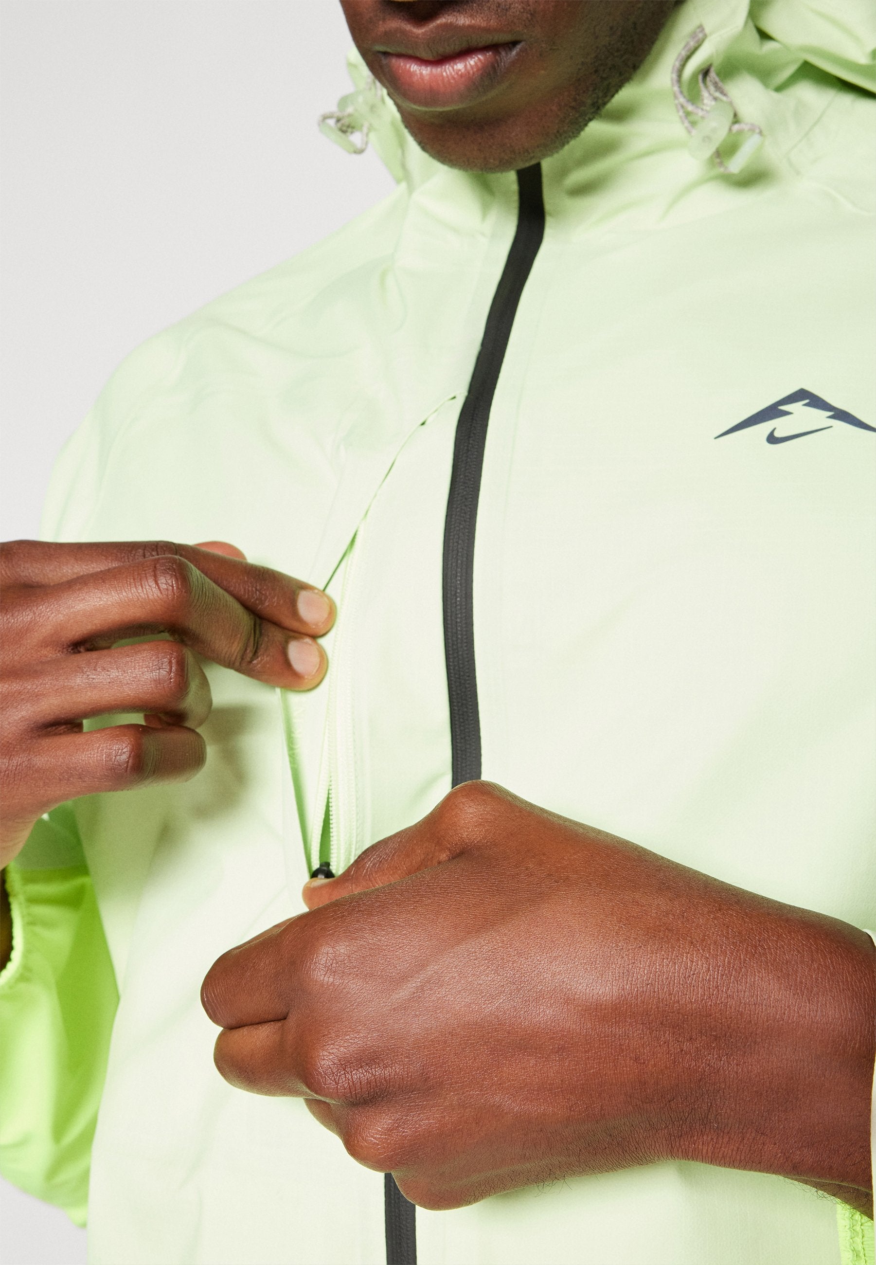 Nike Performance COSMIC PEAKS