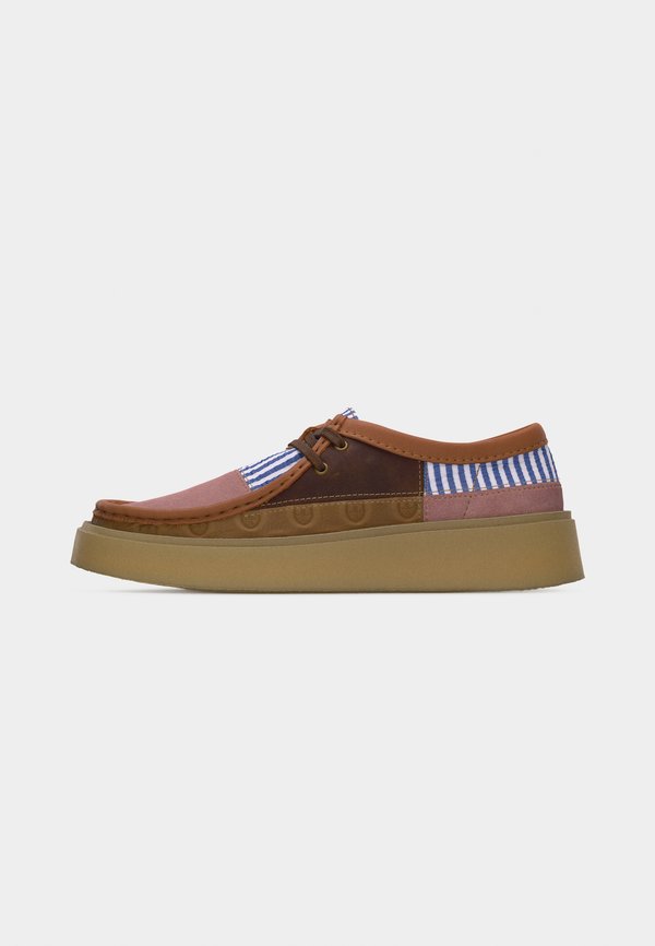 Clarks TORVIEW