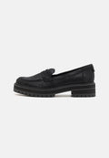TOMS CARA