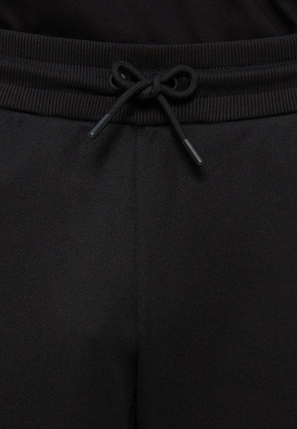EA7 Emporio Armani