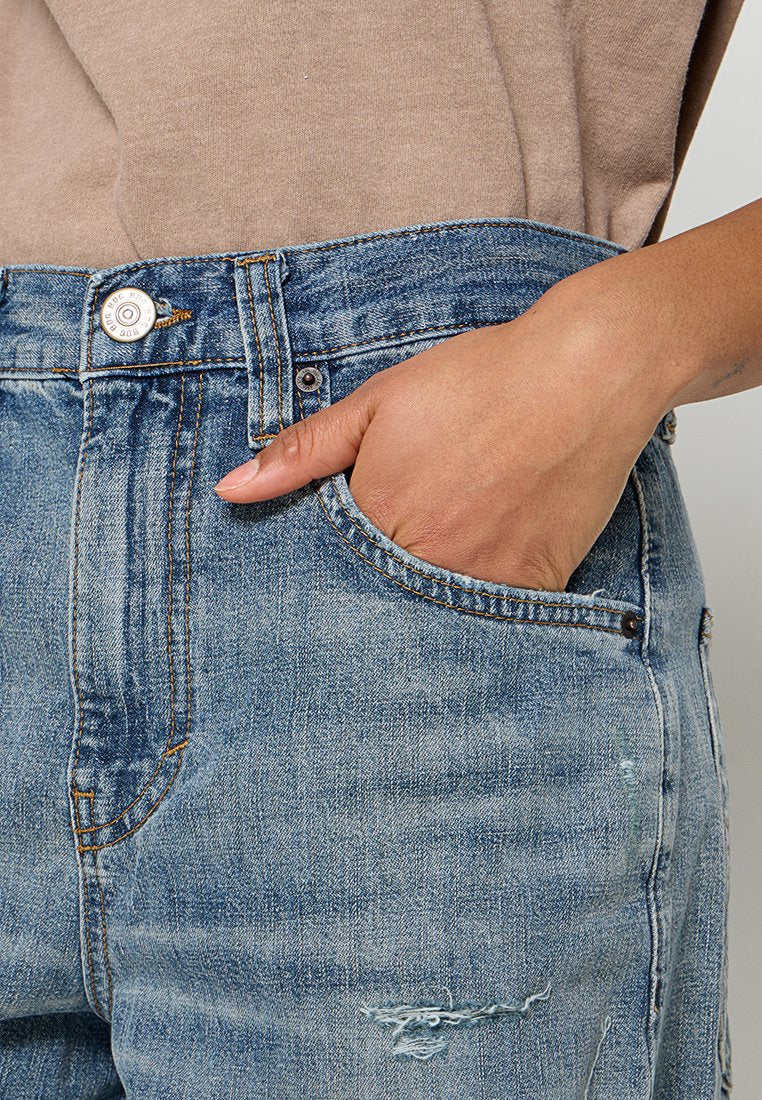 BDG Urban Outfitters