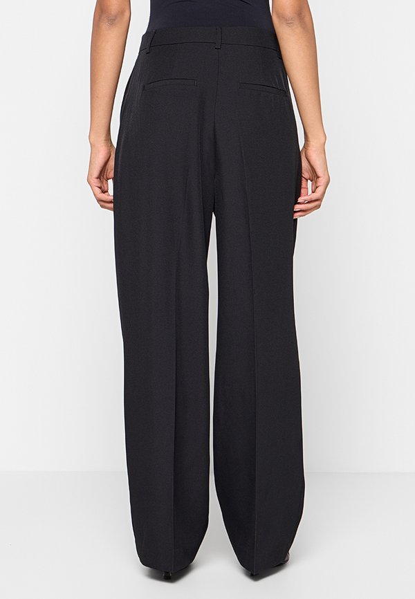 Vero Moda VMGRACE WIDE FIT