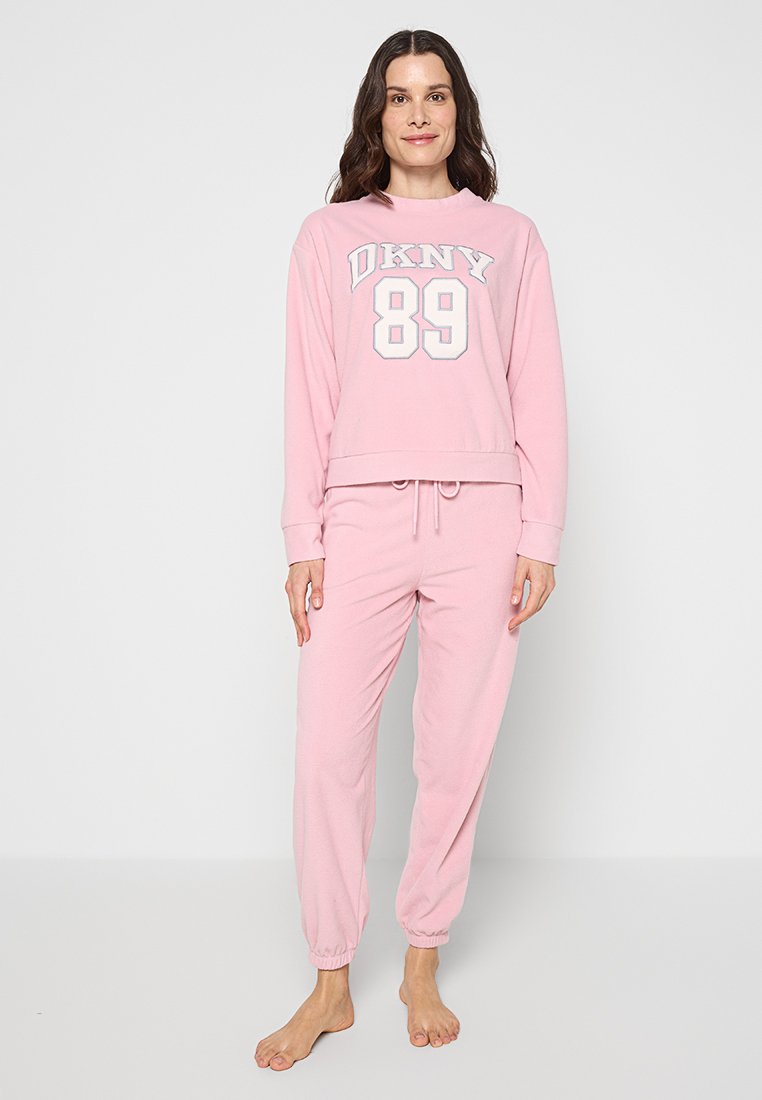 DKNY Loungewear Nachtwäsche Set Media 1
