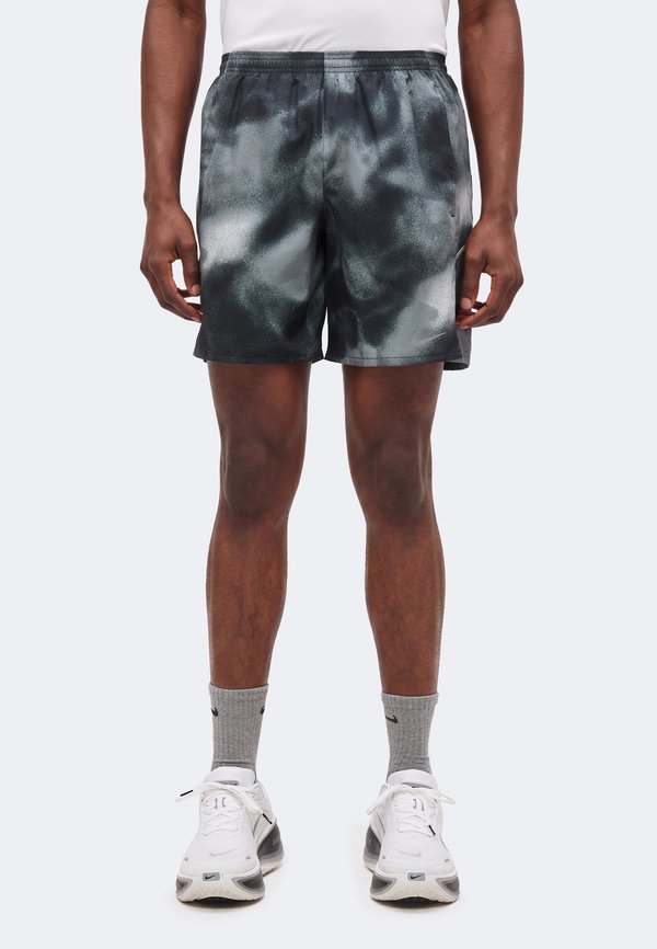 Nike Performance MILER SHORT - Sports shorts - black