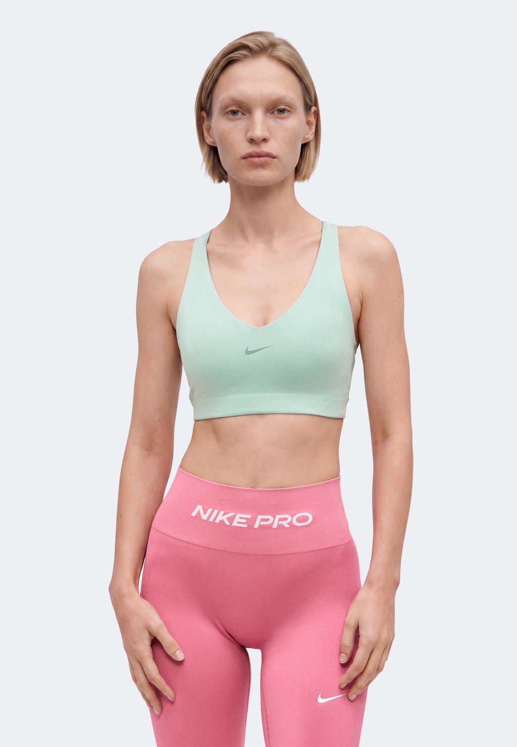 Nike Performance W NK DF UNVRSA MS BRA
