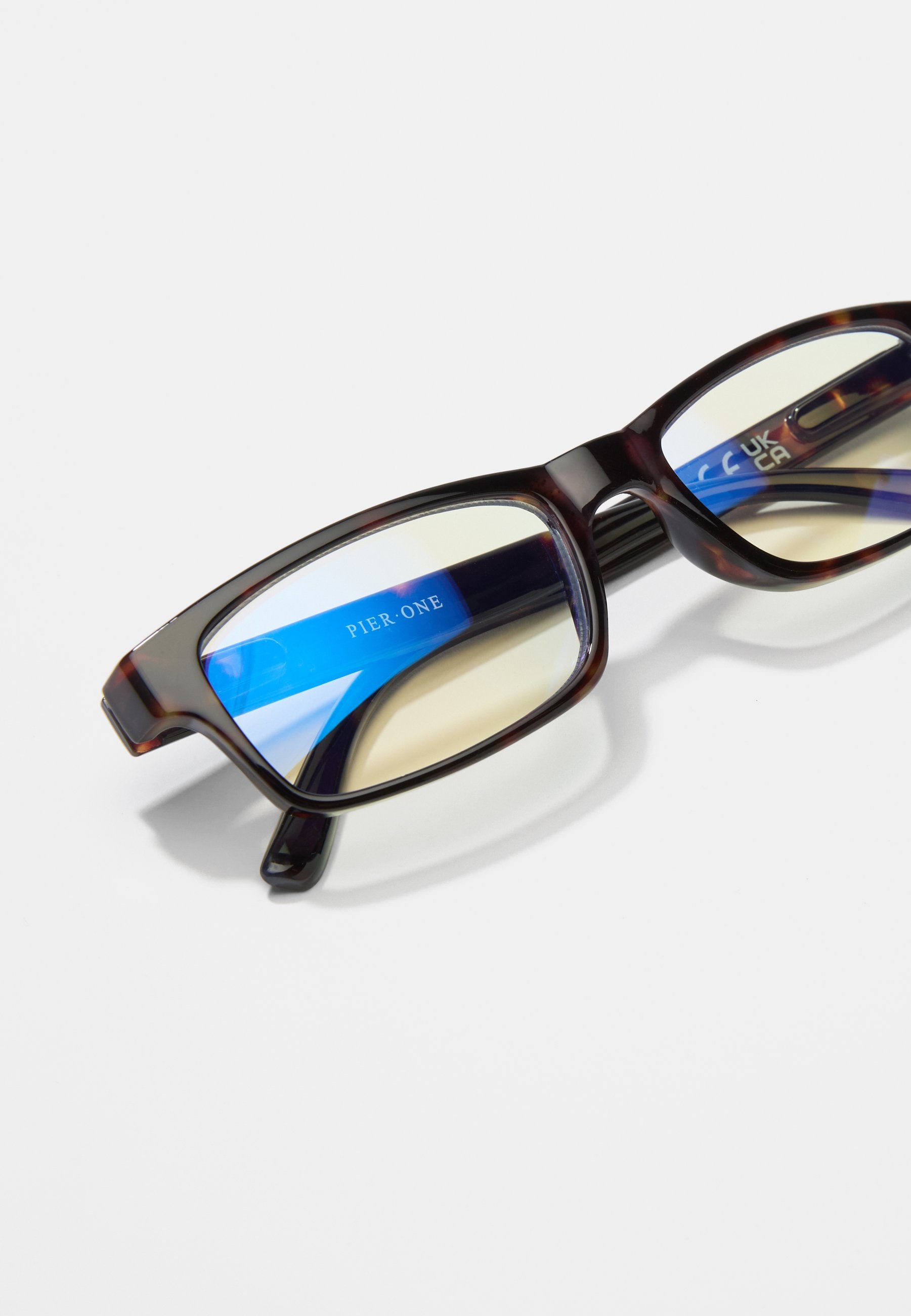 Pier One UNISEX