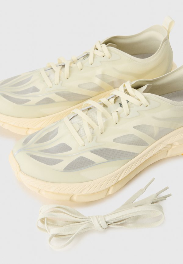 HOKA MAFATE SPEED 4 LITE