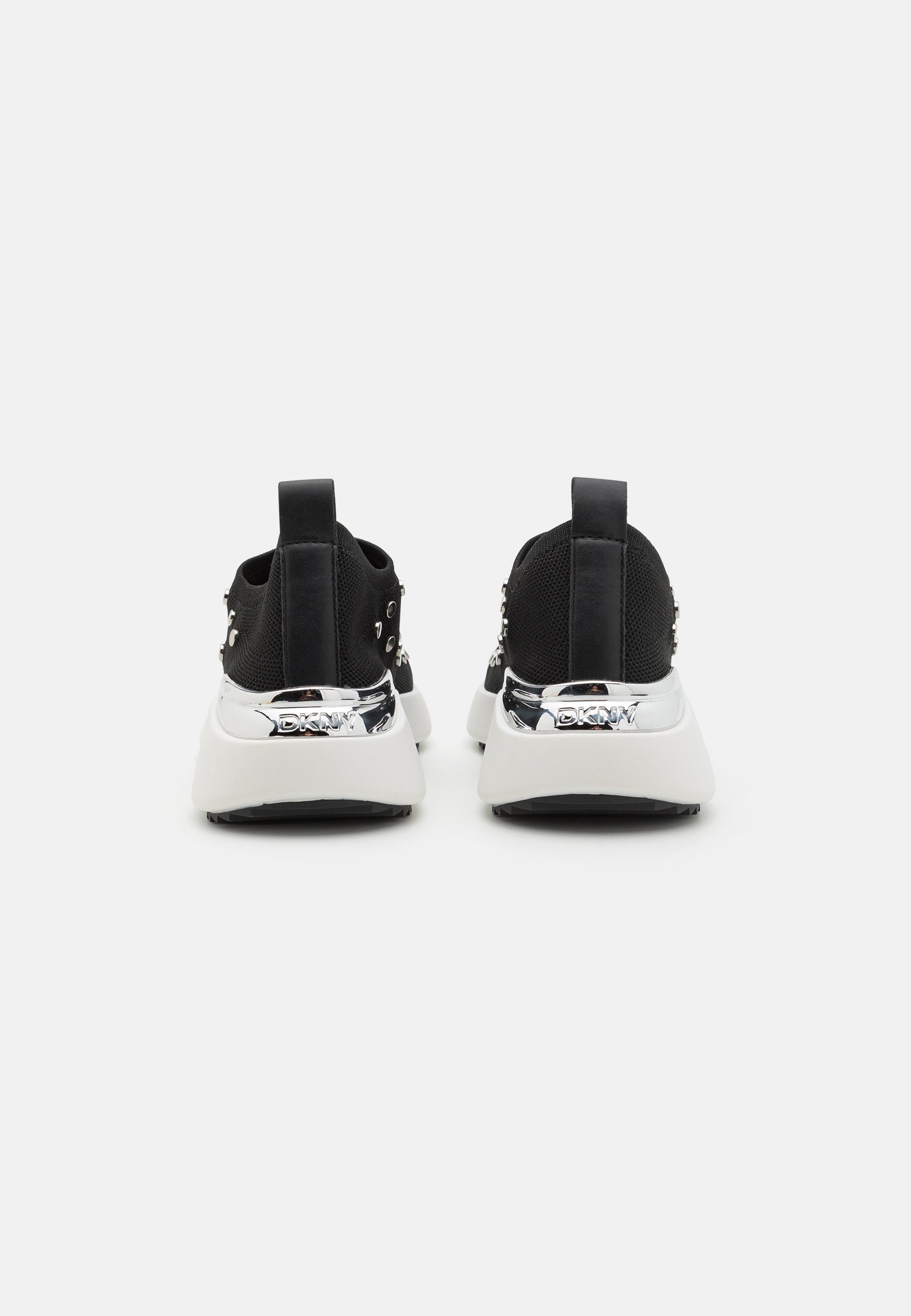 DKNY ZAMORA SLIP ON
