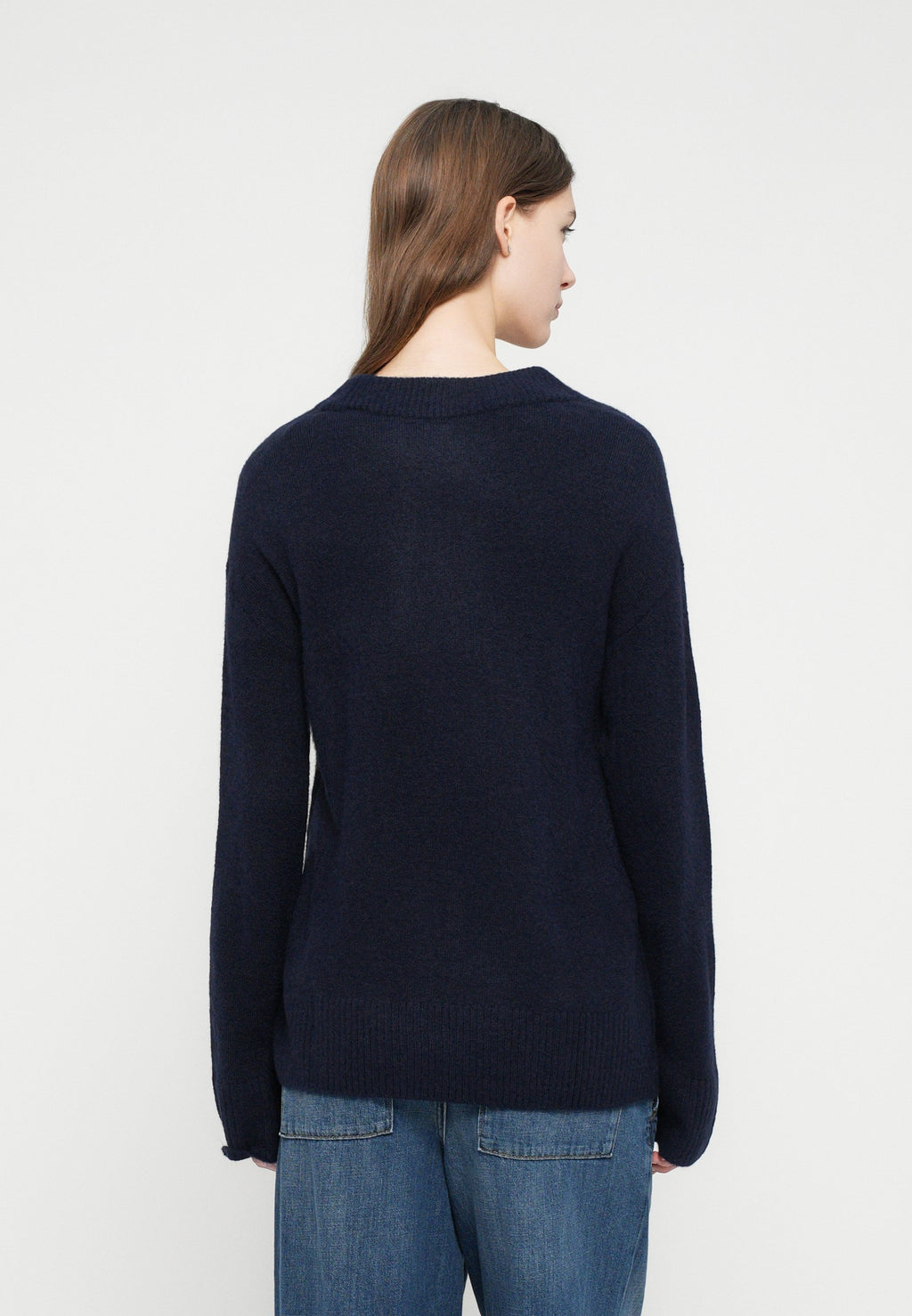 GAP AIRY V NECK