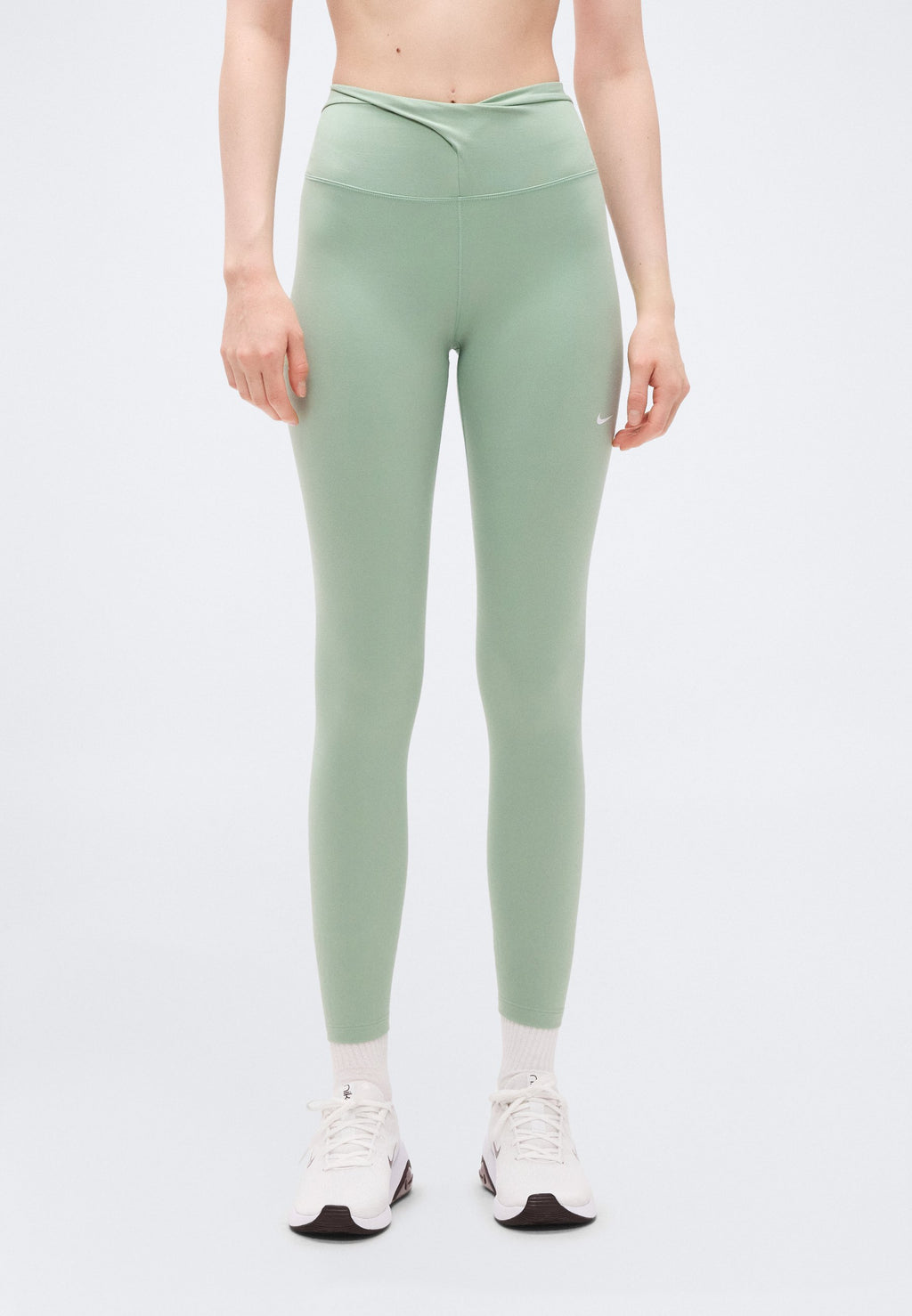 Nike Performance ONE