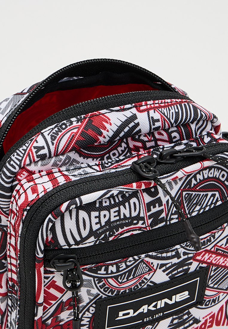 Dakine X INDEPENDENT