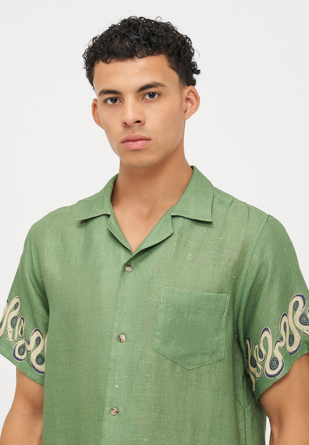 Bather IVY DIZZY BOA NOVELTY PRIINTED CAMP SHIRTS