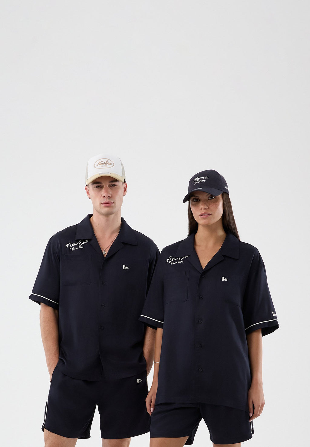 New Era  GRAPHIC SHIRT UNISEX
