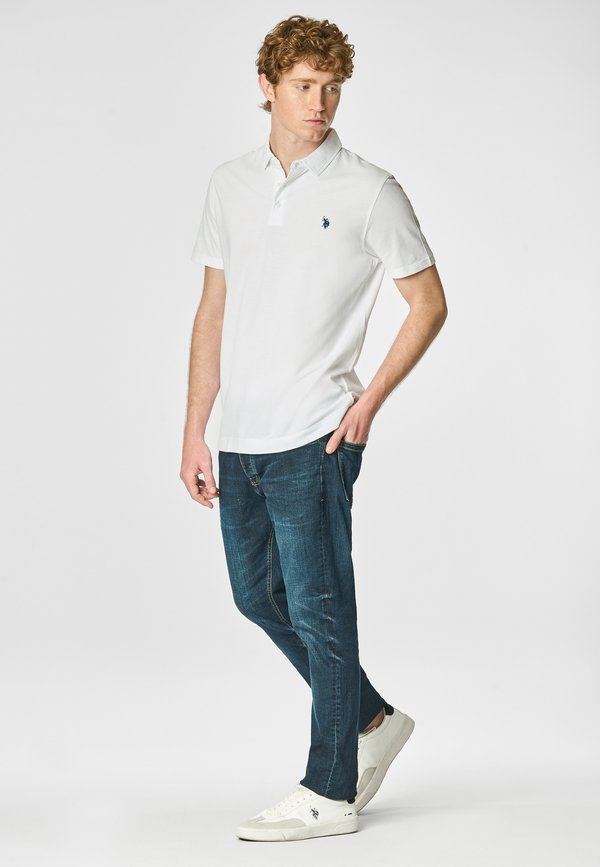 U.S. Polo Assn.  A MANICHE CORTE