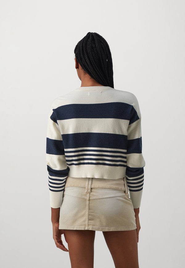ONLY ONLIBI CROP NECK