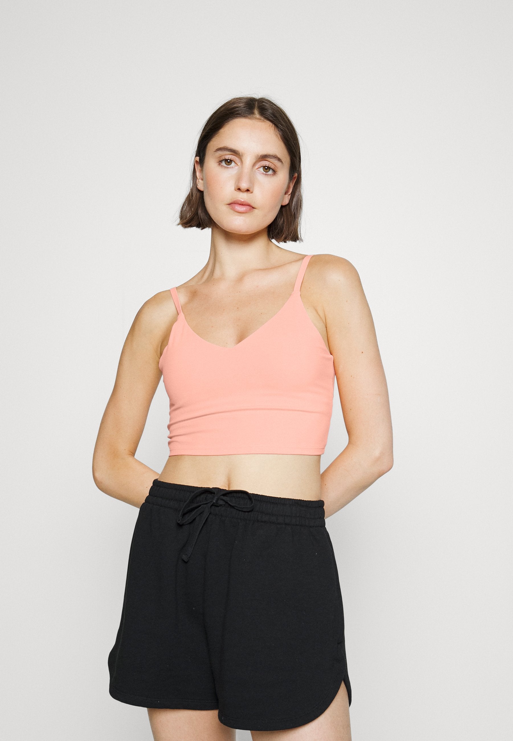Athleta ELATION V-NECK CROP A-C