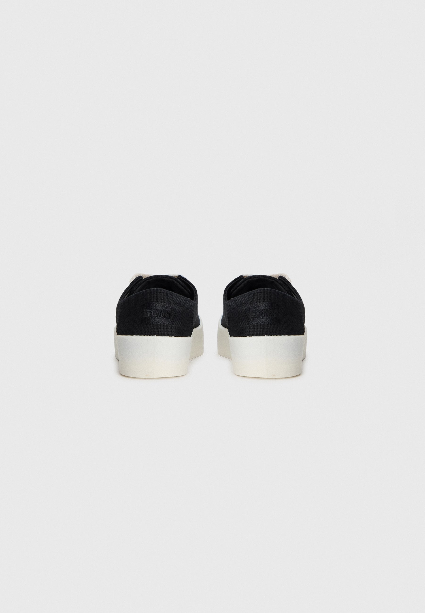 TOMS VERONA