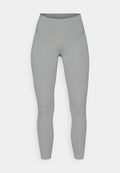 Graue Leggings mit hoher Taille, aus einem glatten, dehnbaren Stoff, eng anliegend und ohne sichtbare Muster oder Akzente.