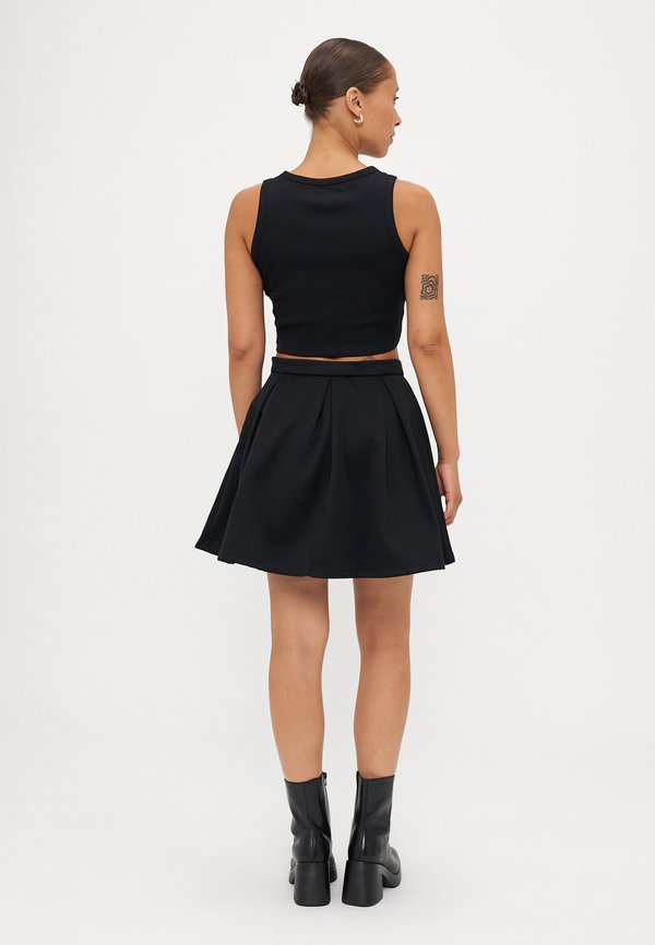 Vero Moda Petite VMKLEA SHORT SKIRT