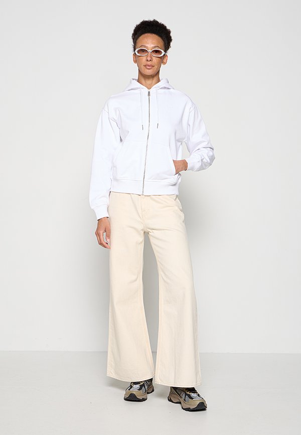 Calvin Klein Jeans