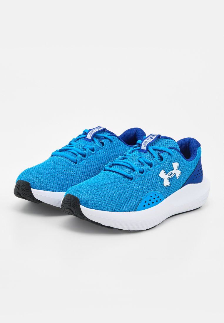 Under Armour CHARGED SURGE 4