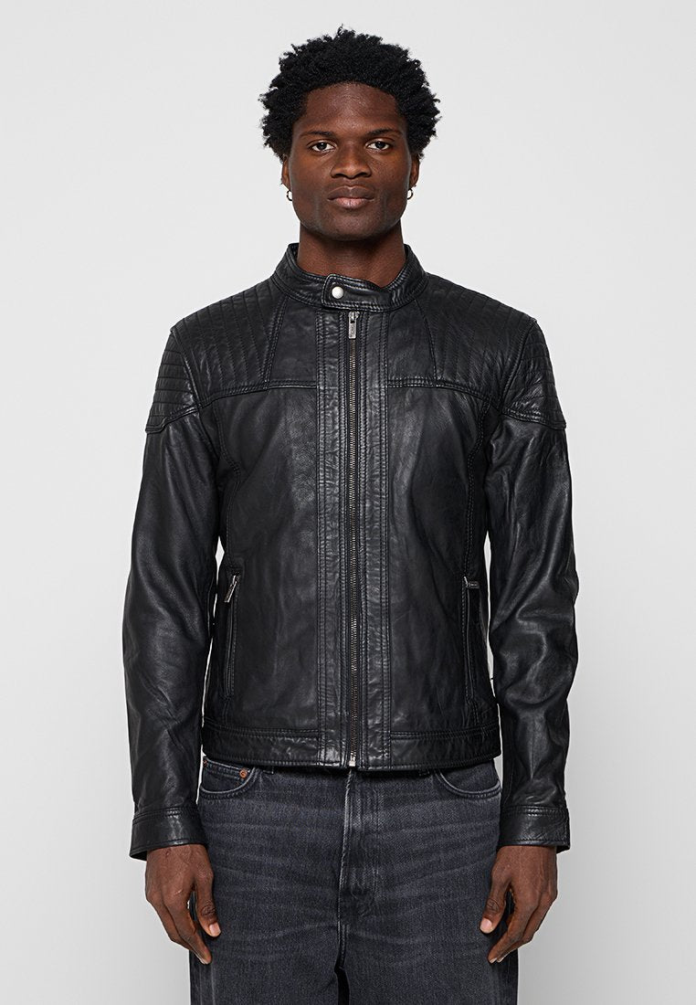 Lee Cooper BRED