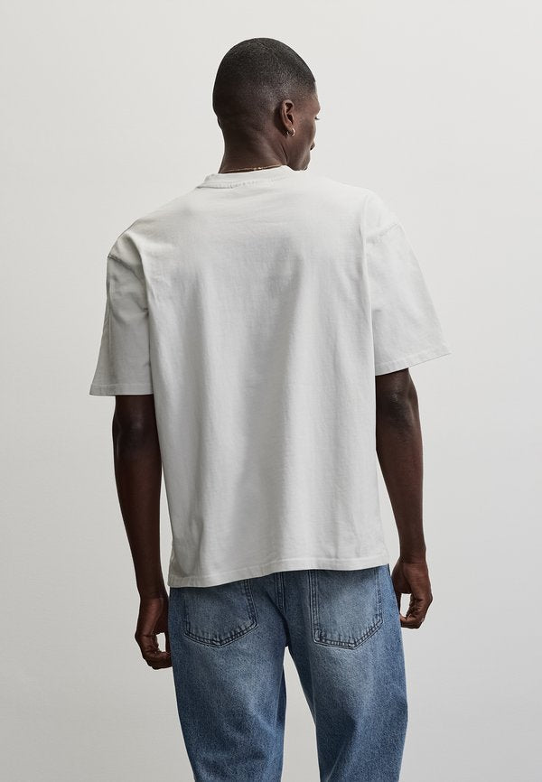 Pegador LOGO OVERSIZED TEE