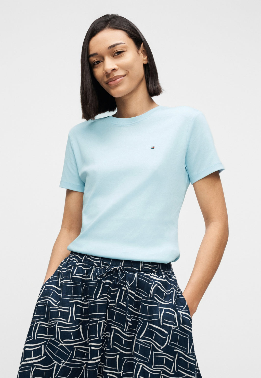 SLIM CODY TEE Media 5