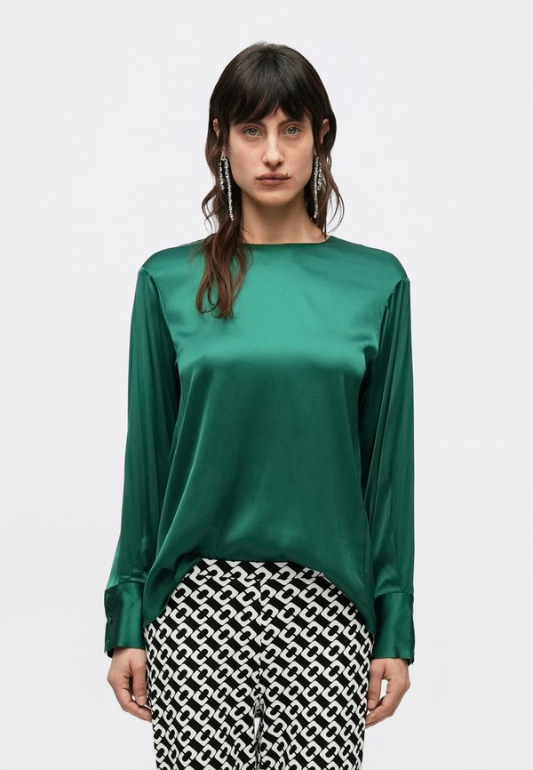Diane von Furstenberg ESTELLE