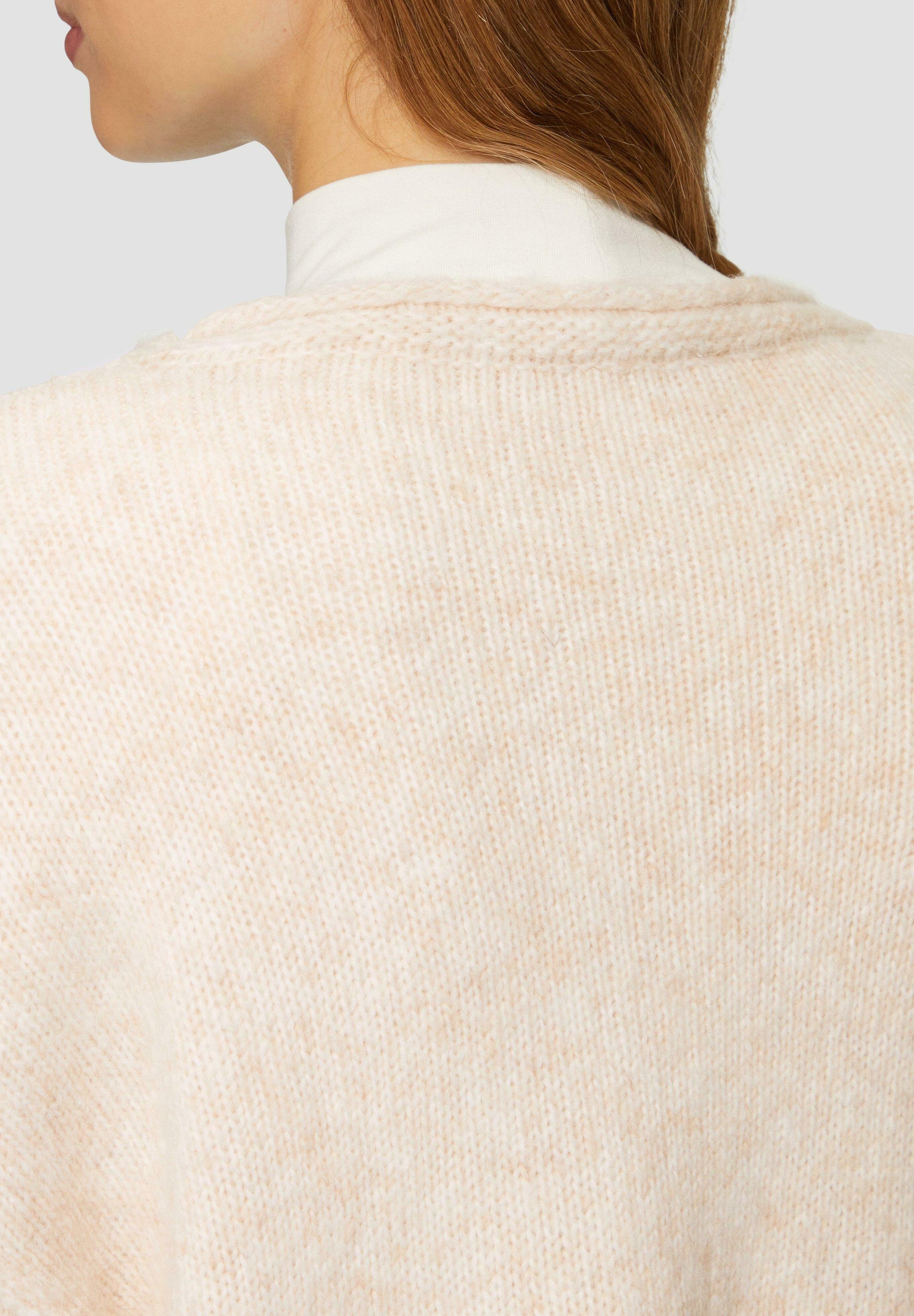 s.Oliver Strickpullover Media 4