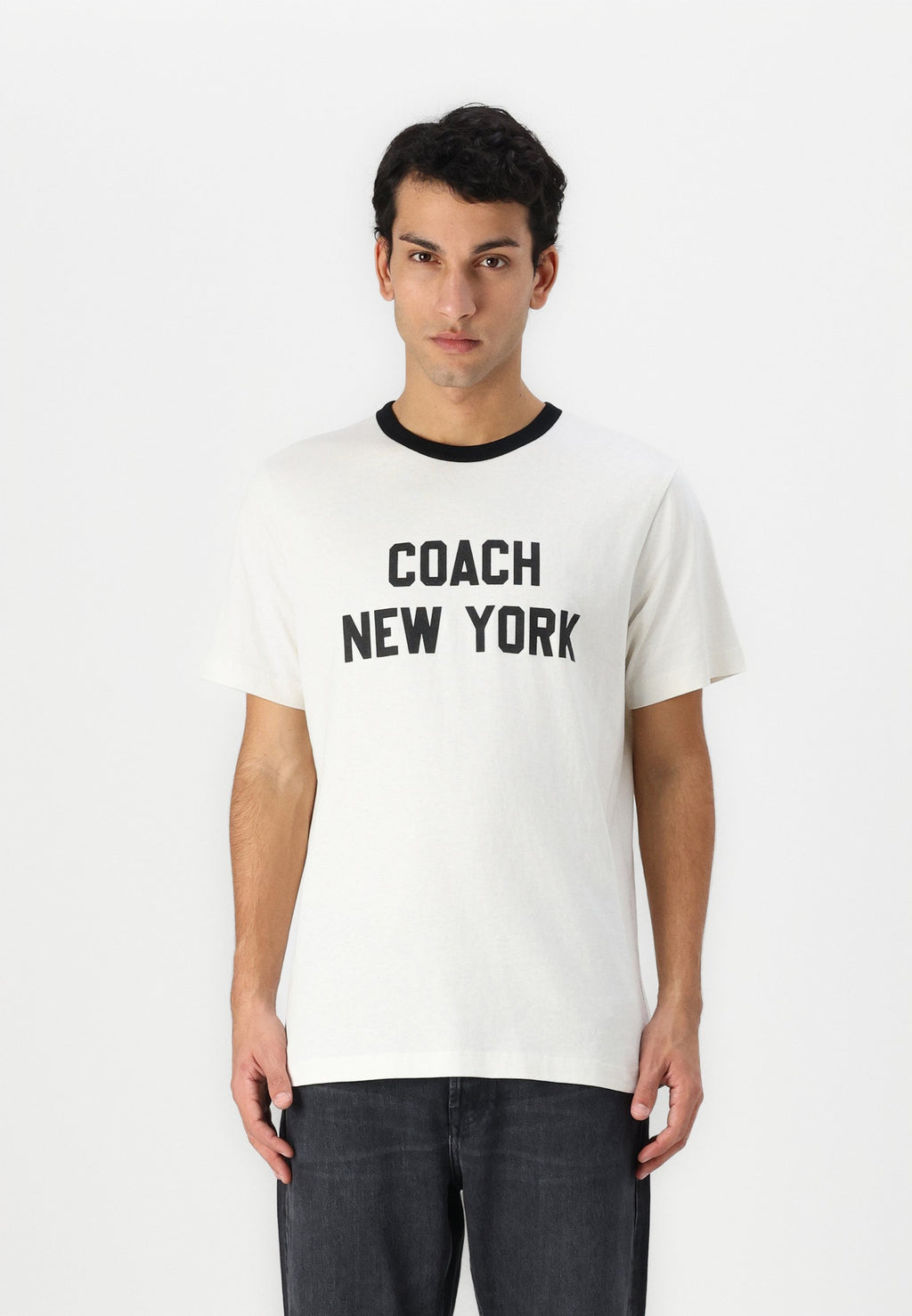 COACH LOCATION