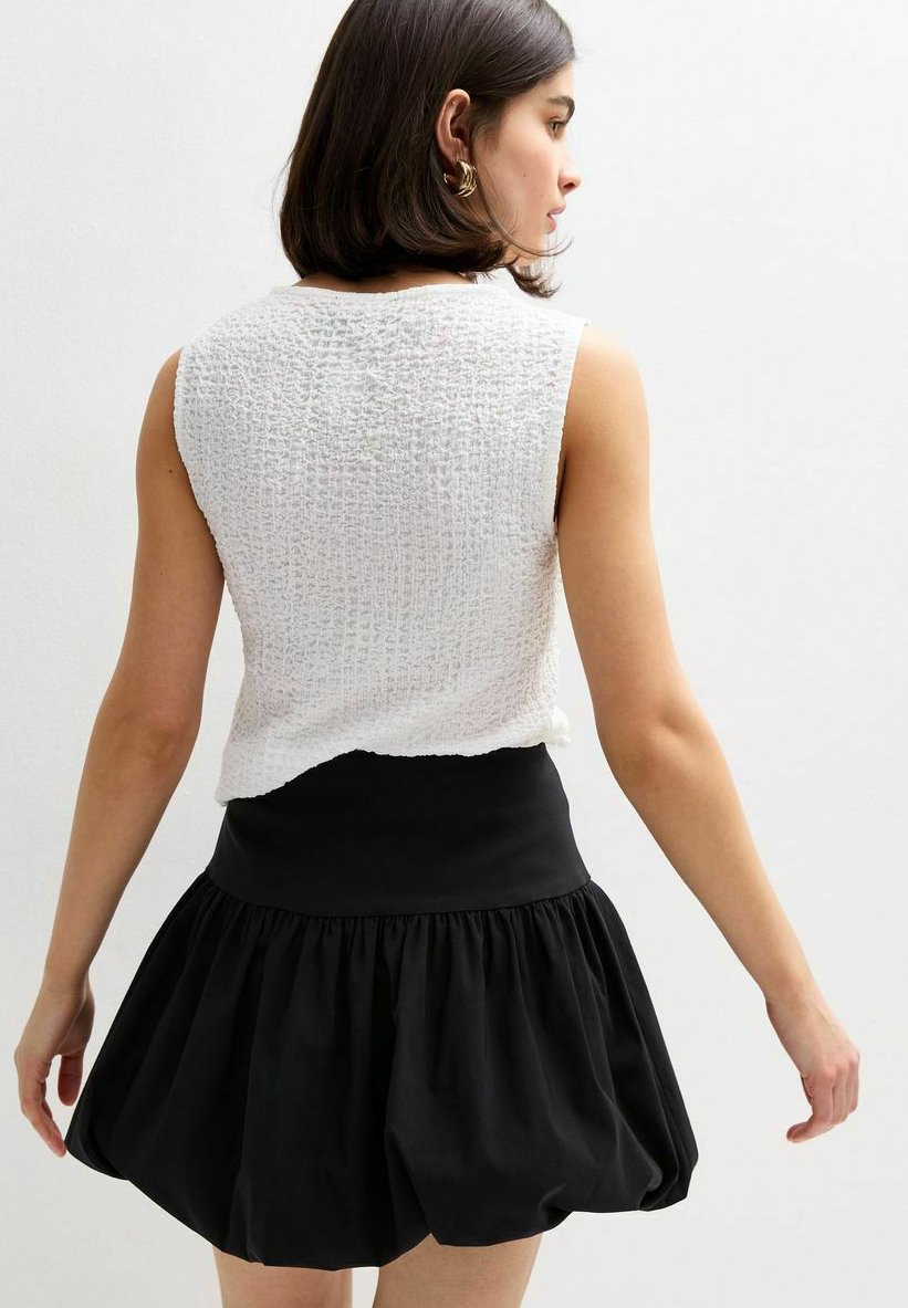 New Look PUFFBALL MINI