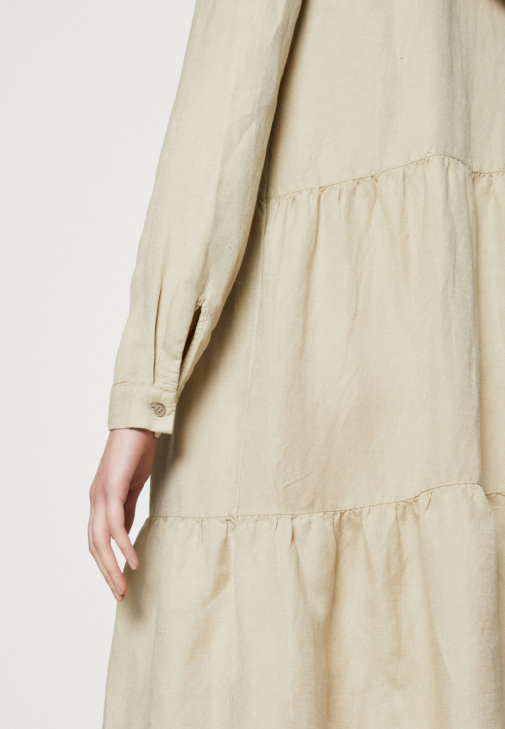 DRESS Media 6