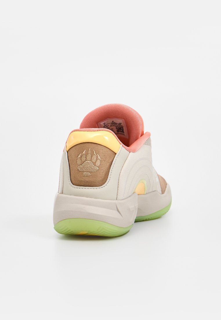 Jordan JORDAN LUKA 4