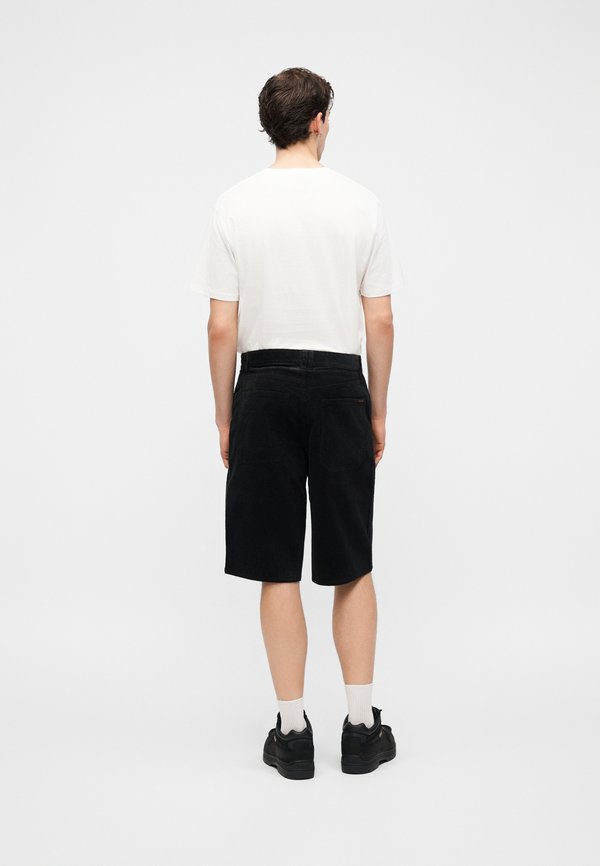Volcom CHILLOW