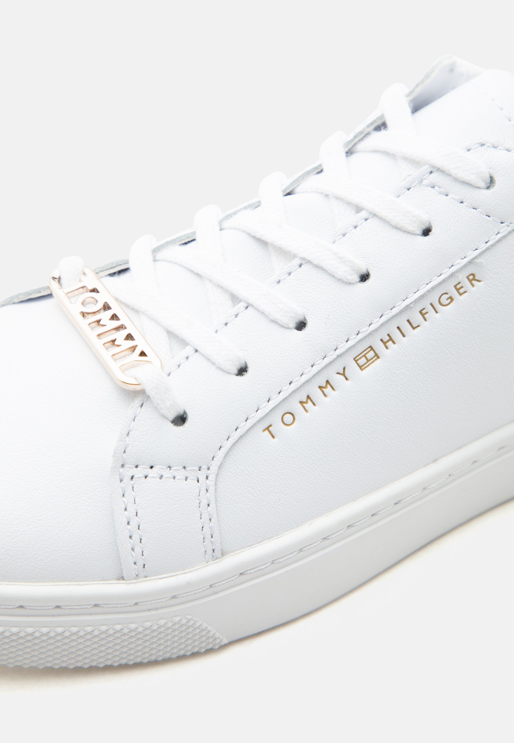 Tommy Hilfiger ESSENTIAL