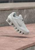 Nike Sportswear SHOX TL - Trainers - photon dust/pencil point/off white/team red