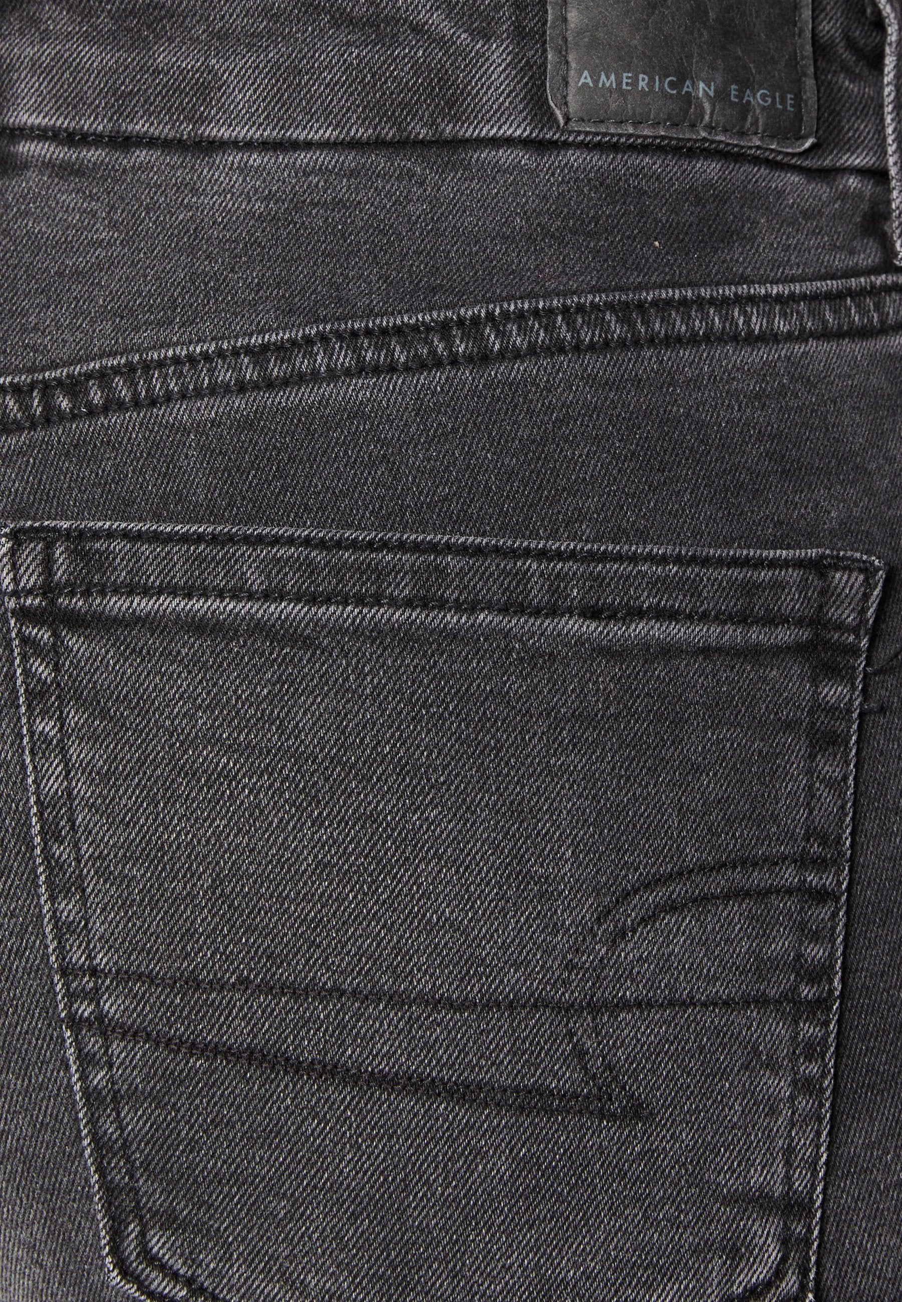 American Eagle CURVY MOM