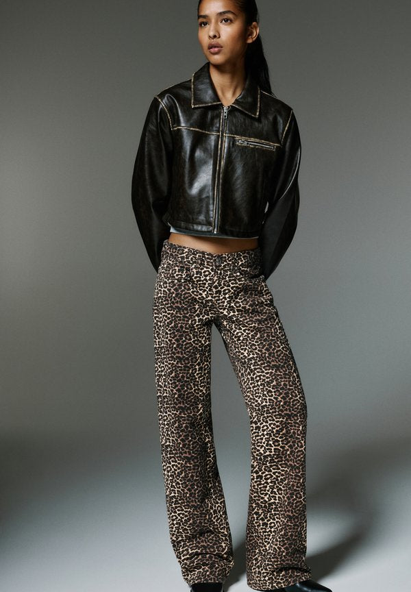 PULL&BEAR STRAIGHT