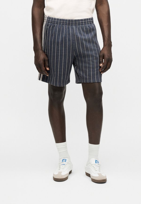 adidas Originals PINSTRIPE UNISEX - Shorts - night indigo