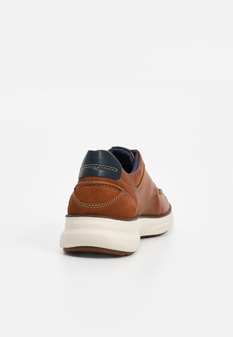 Clarks MULLAN