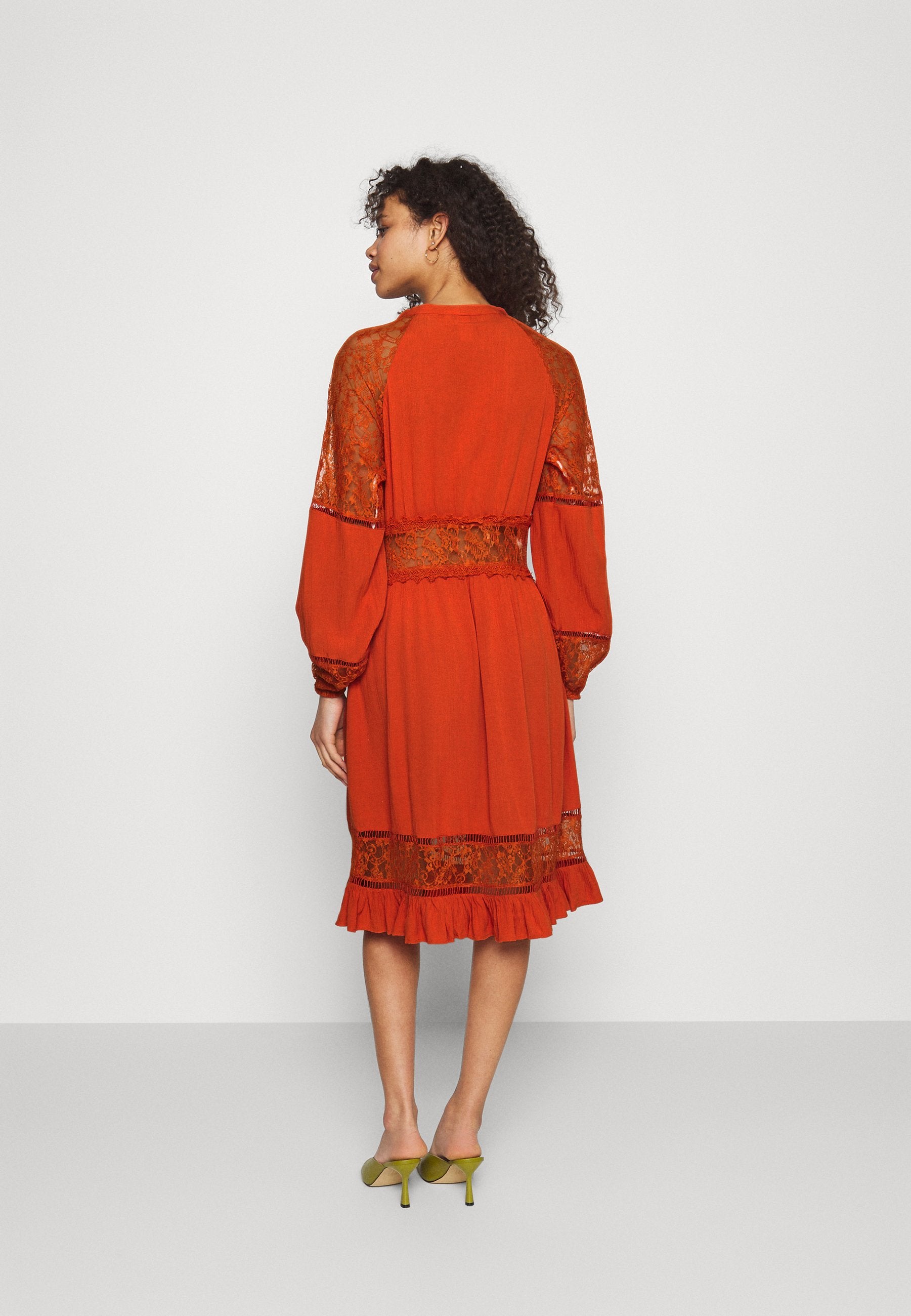 YAS Tall YASMEZA DRESS