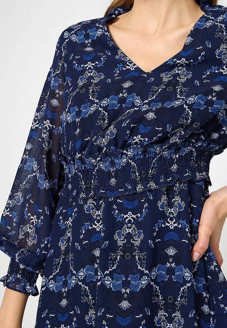 ONLY Petite Freizeitkleid Media 4