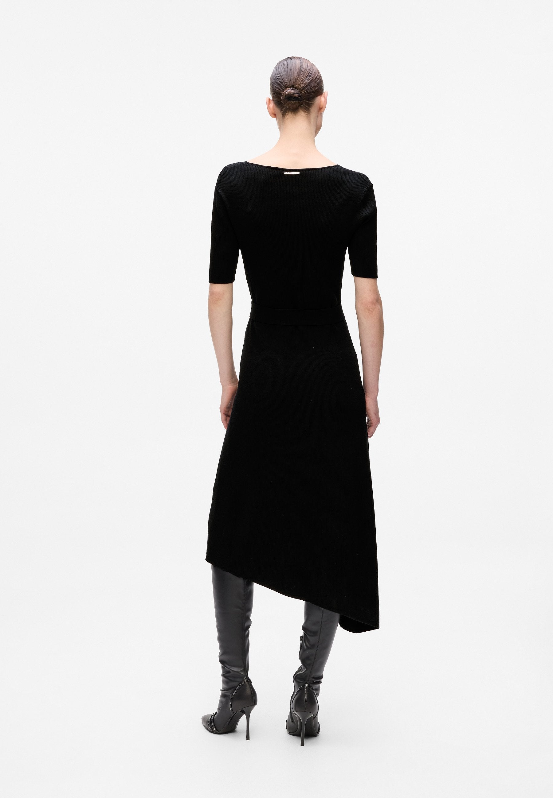 BELTED DRESS Media 4