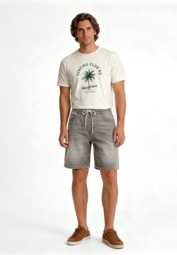 Pier One by Zalando