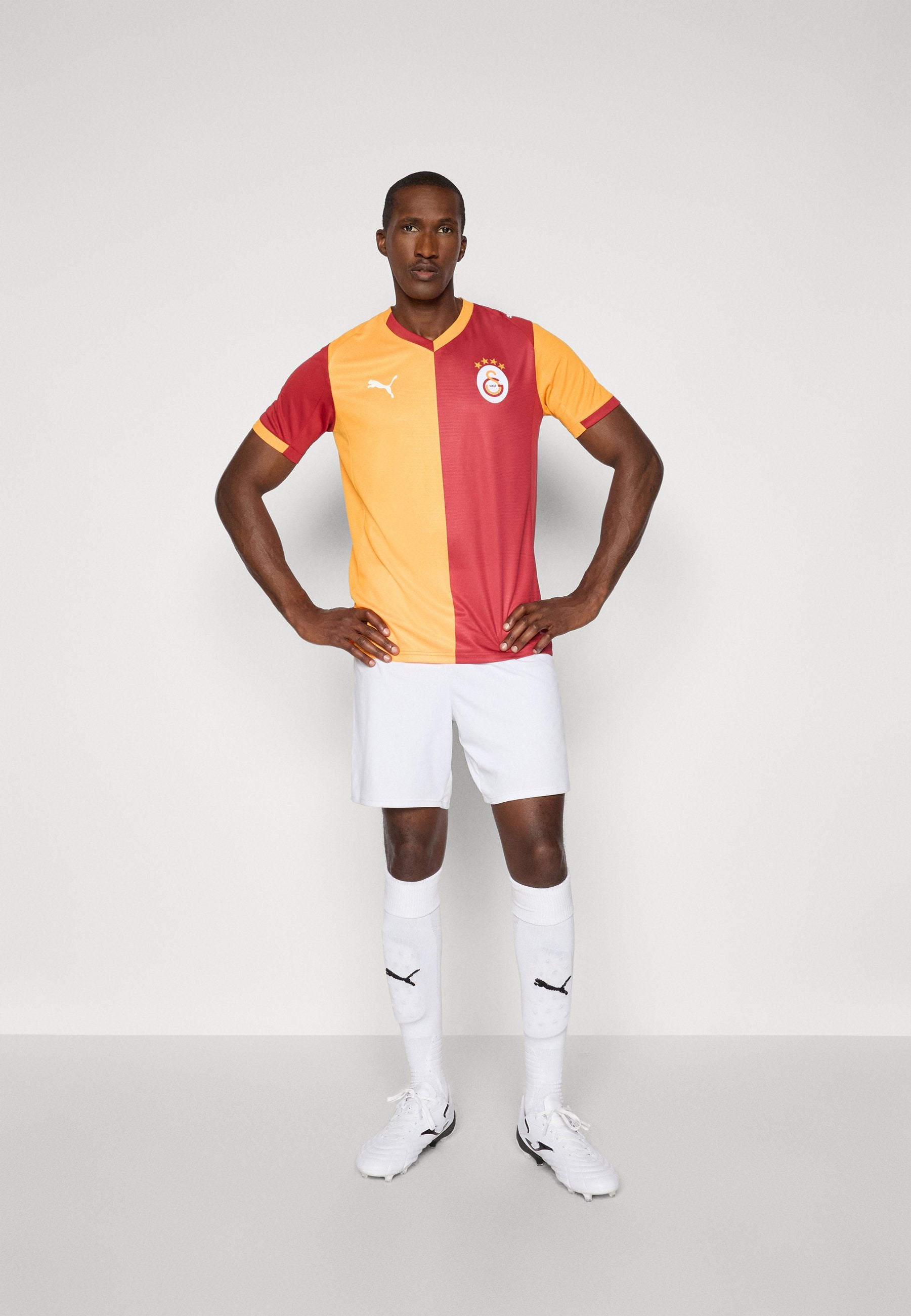 Puma GSK HOME REPLICA SPONSOR