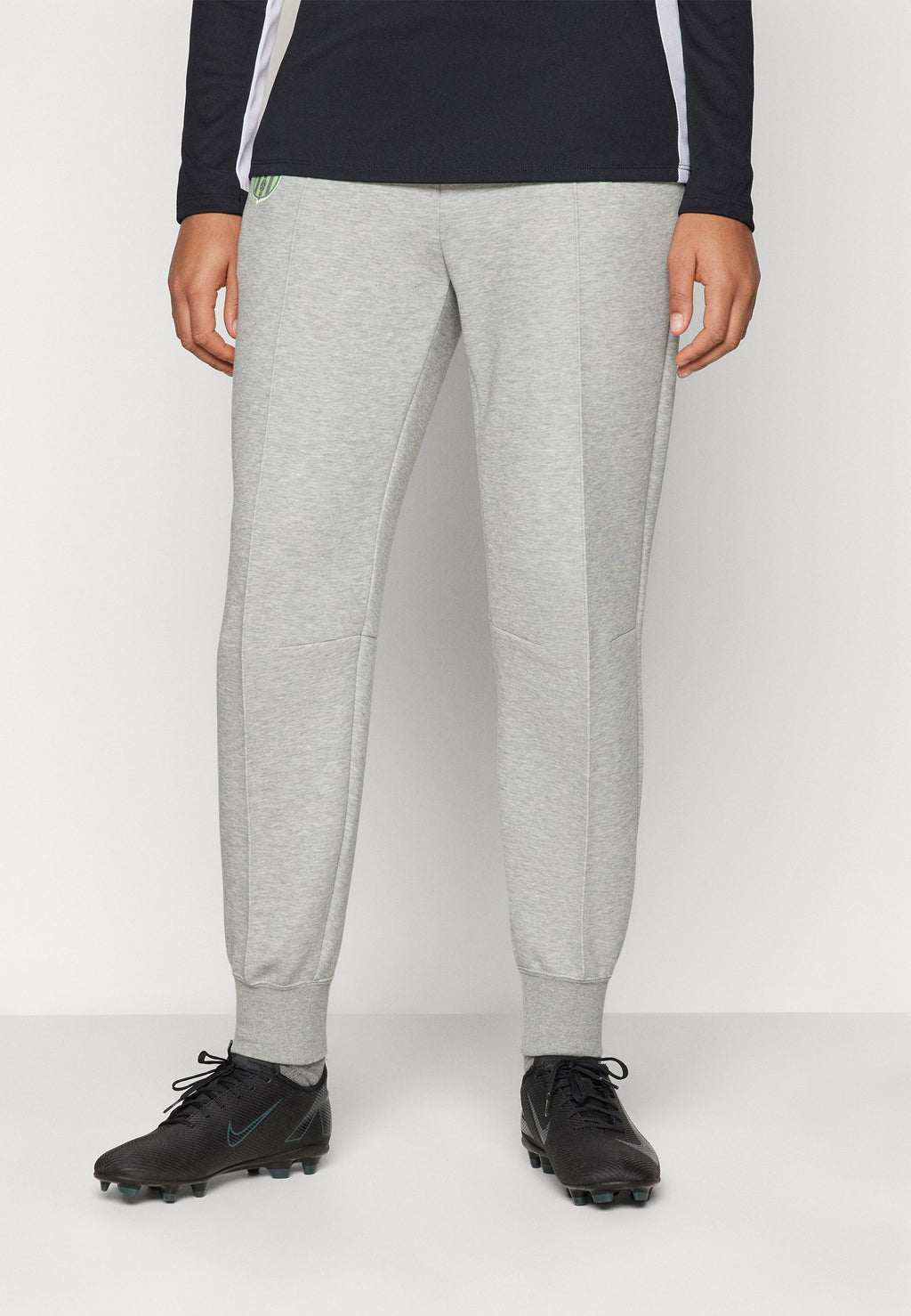 Nike Performance FCB