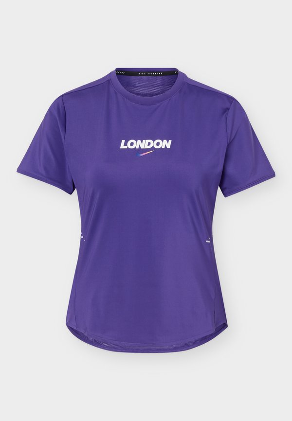 Nike Performance SWIFT