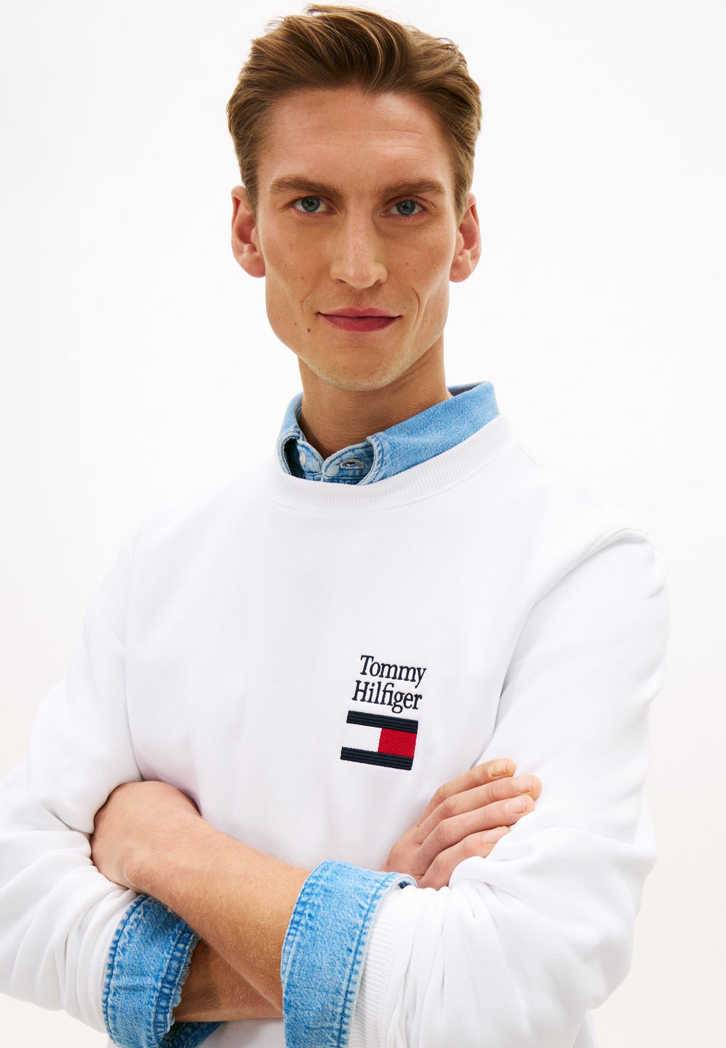 FLAG EMBROIDERY FLEX FLEECE SWEATSHIRT Media 5
