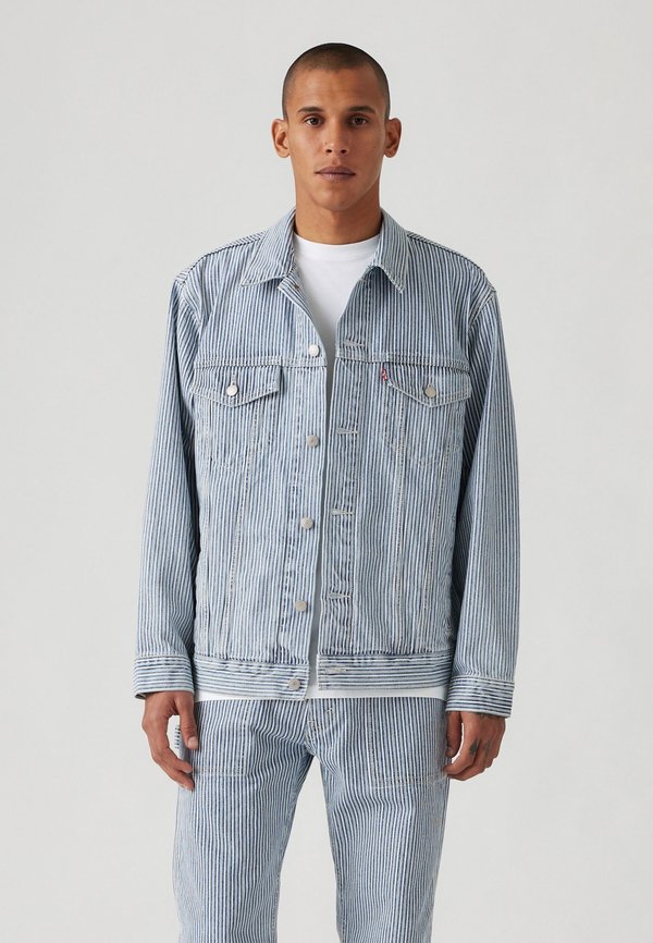 Levi's® RELAXED FIT TRUCKER